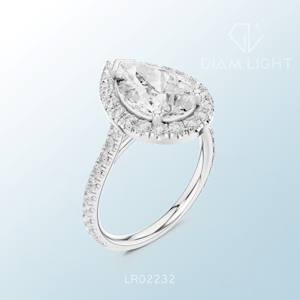 แหวนเพชรทรงลูกแพร์ดีไซน์หรูหราประณีต งานฝีมือประณีต เหมาะสำหรับงานหมั้น งานแต่งงาน และเป็นของขวัญสุดพิเศษ ประดับด้วยเพชรที่ได้รับการรับรองจาก IGI - Product Image 2