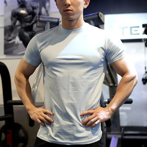 เสื้อยืดทรงสปอร์ตผู้ชายแบบสวมใส่สบายสำหรับออกกำลังกาย ฟิตเนส ขายส่ง พิมพ์โลโก้ตามสั่ง ผ้าฝ้าย 100% ระบายอากาศได้ดี เหมาะสำหรับฤดูร้อน - Product Image 3