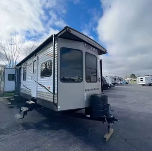 Autocaravanas y Remolques de Viaje F-o-r-e-s-t R-i-v-e-r Salem V-i-l-l-a C-l-a-s-s-i-c 400R-E-T-S 2016 2017 2018 2020 - Product Image 1