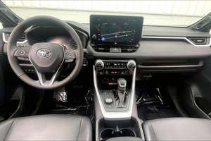 Prêt à être expédié – Toyota RAV4 Hybride XSE AWD 2025, toutes options, titre propre, occasion - Product Image 4