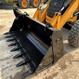 Nuevo Premium | Máquina de Construcción Todoterreno JCB 3CX Plus 4WD Usada, Equipada con Cucharón 4 en 1, Apta como Excavadora con Cargador de Ruedas 4x4 - Product Image 5