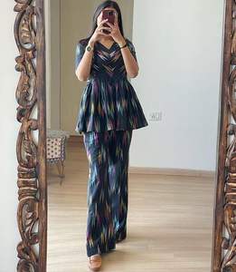 Nouveau haut-pantalon imprimé numérique en coton épais de marque Pantalon décontracté personnalisable avec haut, tenue traditionnelle indienne - Product Image 3