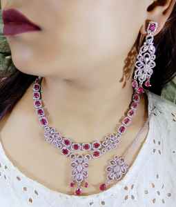 Conjunto de collar de latón hecho a mano de tendencia con piedras AD para bodas, compromisos, aniversarios, fiestas, gran idea de regalo - Product Image 3