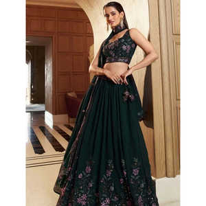 ชุดเลเฮนกาโชลีเจ้าสาวผ้าจอร์เจตต์สีเขียวหวาน ประดับเลื่อมปักลาย สง่างาม - Product Image 3