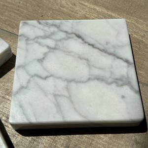 Sous-verre en marbre 4x4 pierre naturelle sous-verres décoratifs blancs et gris - Product Image 2