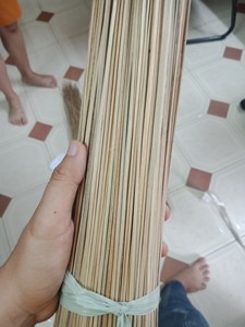 Palo de escoba de hierba de hoja de coco natural de Vietnam - Product Image 6