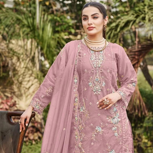 "ผ้าออร์แกนซ่าที่สง่างามงานเย็บปักถักร้อย Shalwar Kameez khatli, งานเย็บปะติด santoon, dupatta หนัก (ชุด4ชิ้นขายส่ง)" - Product Image 1