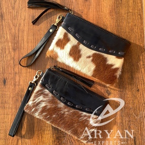 Popular personalizado cuero de vaca muñequera cremallera borla bolsa para mujer de alta calidad cuero genuino tarjetero carteras de viaje - Product Image 1