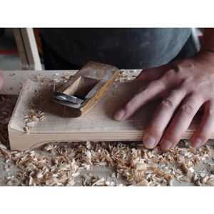 Bandeja de madera moderna con bandeja de almacenamiento de aspecto elegante para fiestas de té desayuno en la cama y uso de decoración del hogar en precio mínimo - Product Image 3