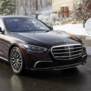 ใช้เครื่องยนต์ S580 4Matic Twin-Turbo V8 - Product Image 1
