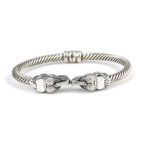 Bracelet torsadé unisexe en argent sterling avec tête d'éléphant à ressort, style chaîne fine et maillons, 32,57 g, 6,3 cm de diamètre - Product Image 1