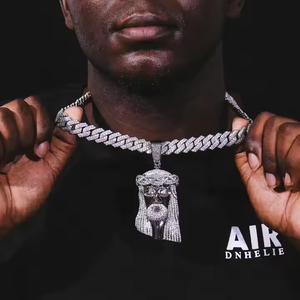 Pendentif élégant Hip Hop Iced Out Jésus en argent 925 plaqué argent avec moissanite, bijou unisexe - Product Image 3