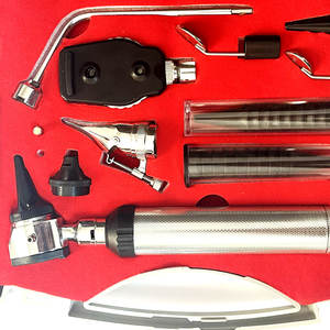 Juego de Instrumentos Quirúrgicos ORL Profesionales de Alta Calidad, Construcción de Acero Inoxidable con Fibra Óptica, Fuente de Alimentación Manual - Product Image 4