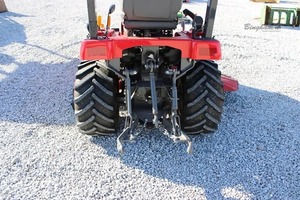 รถไถเดินตาม Massey Ferguson GC1705 ปี 2017 เครื่องยนต์ 30 แรงม้า พร้อมเกียร์ มอเตอร์ ปั๊ม และลูกปืน - Product Image 5