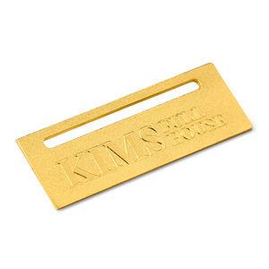 Plaques signalétiques en laiton antique personnalisées étiquettes de logo durables pour la fabrication en gros de meubles et de décoration - Product Image 6