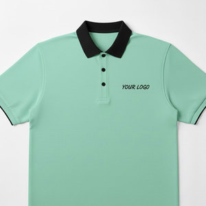 Vêtement tricoté sur mesure minimaliste avec patte de boutonnage discrète et bords finis soignés en polyester/coton pour un look élégant et contemporain pour le bureau ou les soirées. - Product Image 4