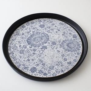 Assiette de présentation en métal irisé, design Art Déco, légère, aux teintes pastel changeantes pour décoration sur le thème de la plage - Product Image 6