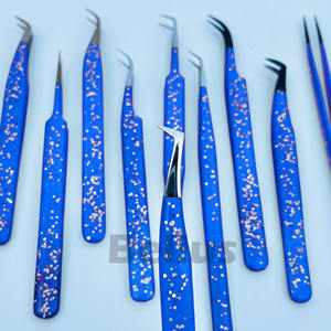 Pinzas de pestañas de Punta múltiple Hermosas pinzas de volumen de precisión de acero sostenible Herramienta grabada con logotipo personalizado para extensiones de pestañas - Product Image 2