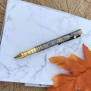 Bolígrafo de Acero de Damasco de Alta Calidad, Construcción de Metal Pesado, Escritura Suave, Recarga, Bolígrafo Ejecutivo de Lujo para Negocios - Product Image 5