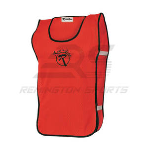 El último diseño Chalecos de entrenamiento de fútbol de alta calidad en color sólido Precios razonables Baberos de fútbol ligeros - Product Image 3