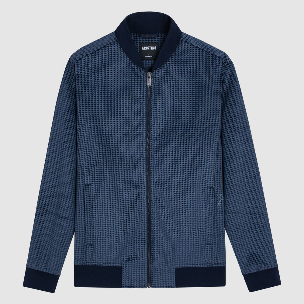 สีน้ำเงินเข้ม41