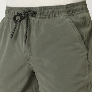 Pantalones Cortos Deportivos para Hombre, Diseñados para un Movimiento Cómodo, con una Forma Elegante y un Atractivo Visual Informal para el Día a Día - Product Image 6
