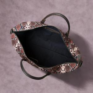 Classique nouveau sac de voyage d'aventure à la mode Polyester grand intérieur bandoulière réglable fermeture à glissière Logo personnalisable - Product Image 1