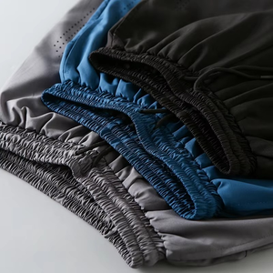 Short double couche High Street Trending pour homme Design personnalisé Impression confortable Polyester Spandex Motif solide Service OEM - Product Image 2