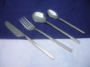 Couverts chauds couverts suspendus vaisselle de Table ensemble de couverts vaisselle or acier inoxydable créatif arc-en-ciel noir cadeau argent personnaliser - Product Image 5