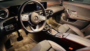 Pré-utilisée Neat 2020 <span class=keywords><strong>Mercedes</strong></span>-<span class=keywords><strong>CLA</strong></span> <span class=keywords><strong>180</strong></span> Benz Euro 6 essence argent voiture d'occasion RHD/LHD prête à exporter dans le monde entier - Product Image 2