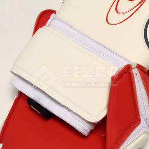 Guantes de fútbol de cuero de alta calidad para porteros con ajuste seguro Tecnología de control de Palma mejorada Diseño transpirable - Product Image 6