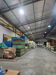 Tablero de melamina MDF resistente a la humedad E1 E2 para fabricación de gabinetes de cocina en Vietnam, con espesores de 3/6/8/9/12/15/17/25 mm - Product Image 2