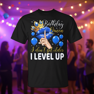Maglietta 'Birthday Queen' per Feste 'Non Invecchio, Mi Livello' Personalizzabile, T-Shirt Promozionale - Product Image 3