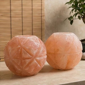 Paire de sphères sculptées en sel de l'Himalaya pakistanais, cristaux de sel rose naturel, boules de guérison, artisanat, décoration bien-être - Product Image 4