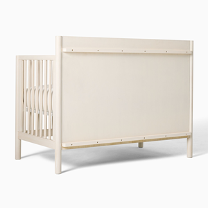 เตียงเด็กอ่อนไม้เนื้อแข็ง ดีไซน์แผ่นไม้แนวตั้ง ขอบมนปลอดภัย โครงเตียงแบบมินิมอลสำหรับเด็กเล็ก - Product Image 4