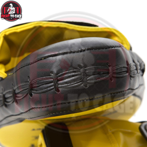 Coussinets de frappe de boxe légers et durables en cuir PU rouge et noir avec couleurs personnalisées pour l'entraînement de boxe - Product Image 5