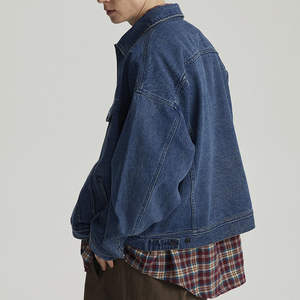 แจ็คเก็ตยีนส์ผู้ชายสไตล์เท่ๆ ขาดๆ แบบดิสเทรส ซับในหนา เหมาะสำหรับฤดูหนาว ทรงเข้ารูป สีน้ำเงิน แฟชั่นลำลอง - Product Image 6