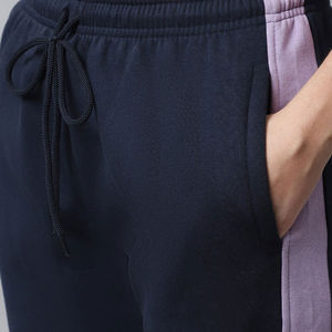 Ropa informal Logotipo y diseño personalizados Venta directa de fábrica Chándal personalizado para mujer Chándal cómodo de alta calidad para mujer - Product Image 6