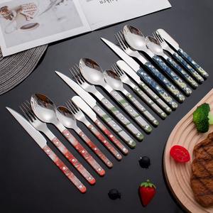 Juego de Cubiertos Duradero con Mango Azul de Acero Inoxidable para Oficina, Despensa, Comidas Familiares, Recepciones y Servicio de Buffet - Product Image 2