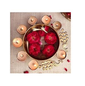 Estilo de lujo Metal Urli Diya Pack de 3 con latón para decoración interior del hogar Diwali Bowl Diya para decoración del hogar - Product Image 4