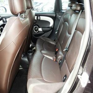 MINI COOPER S HATCHBACK 4 PORTES FWD PRÊT À EXPÉDIER D'OCCASION 2017 D'OCCASION - Product Image 5