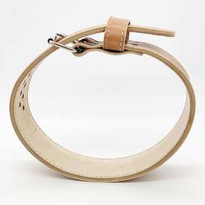 Cinturón de Levantamiento de Pesas Ajustable de Cuero Genuino de Alta Resistencia con Opciones Personalizables - Belleza Attender 2025 - Product Image 6