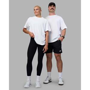 T-shirt en coton premium surdimensionné - Blanc 240 GSM Teinture unie - Product Image 1