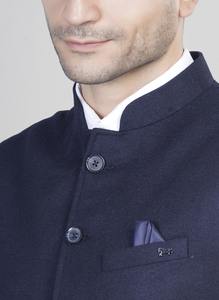 Chaleco Azul Marino para Hombre, Corte Entallado Premium, Ideal para Bodas, Fiestas y Eventos de Oficina, Disponible para la Venta - Product Image 3