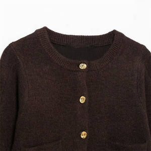 Suéter de Mujer con Cuello en V, 100% Algodón, Diseño de Punto Liso, Color y Talla Personalizables al por Mayor, Transpirable, con Logotipo Frontal, para Invierno - Product Image 5