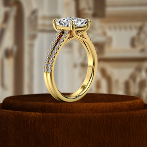 Bague de fiançailles en or jaune 14 carats avec diamant de laboratoire princesse de 1 carat certifié IGI, double pavé, pour un cadeau d'anniversaire - Product Image 5