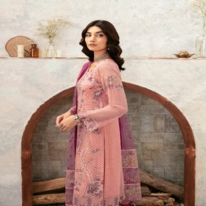 Ventes en gros de robes indiennes pakistanaises en mousseline de soie de marque Ramsha, 3 pièces, longues jusqu'au sol, pour les occasions spéciales - Product Image 4