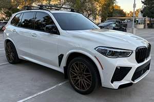 BMW X5 M Competition Diesel Turbo V8 AWD 2020 d'occasion en parfait état, conduite à gauche, jantes R21, très bien équipée, faible kilométrage - Product Image 4