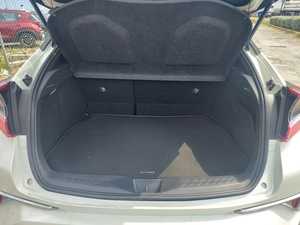 Toyota CH-R 2019 d'occasion, conduite à droite, en bon état - Product Image 2