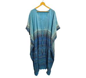 Robe de plage, robe de nuit, robe longue, kimono en soie recyclée vintage indienne fait à la main, design sur mesure, longueur longue - Product Image 4